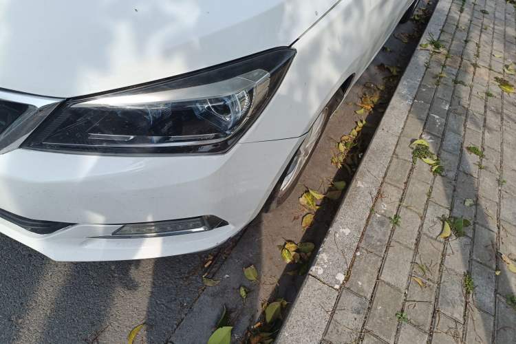 Used CHANGAN Alsvin V7 2016 1.6L Manual Enjoyment Model China V Standard