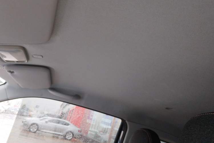 Used Chery QQ Ice Cream 2022 170km Sundae Phosphate Lithium-Ion