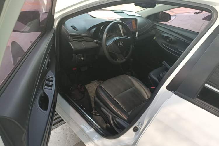 Used Toyota YARiS L Zhi Xiang 2019 1.5E CVT Dynamic Edition China VI compliant Driver Seat