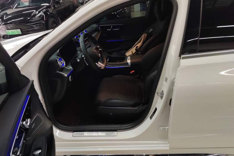 Used Mercedes-Benz C-Class 2025 C 260 L Sport Edition Left Front Seat