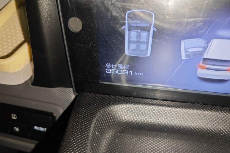 Used Wuling Hongguang MINIEV 2021 Macaron Fashion Model Lithium Iron Phosphate
