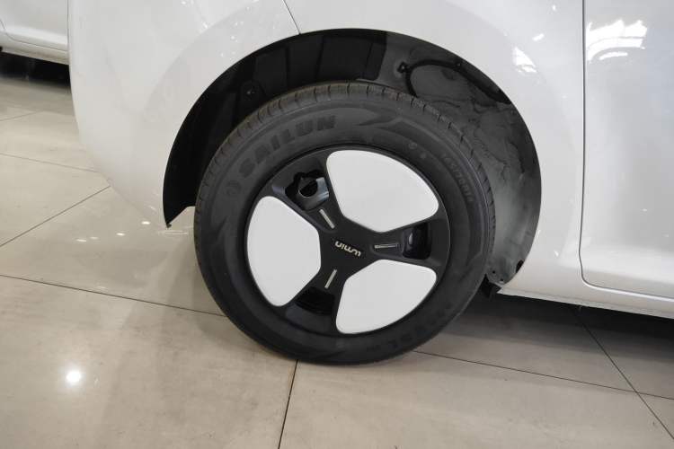 Used CHANGAN NEVO Lumin 2025 205 km Xiangqin Version