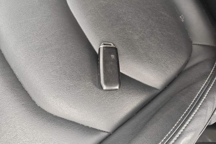 Used FAW Senya R9 2018 1.2T Automatic Luxury Smart Edition