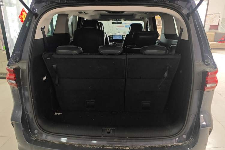 Used Roewe iMAX8 2022 400TGI Flagship Edition