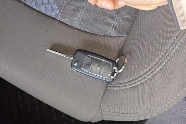 Used FORTHING Lingzhi 2023 M5L 1.6L Comfort Edition 7-Seater
