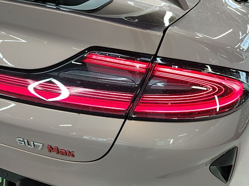 Xiaomi Auto SU7 2026 Model Max — снимка 9