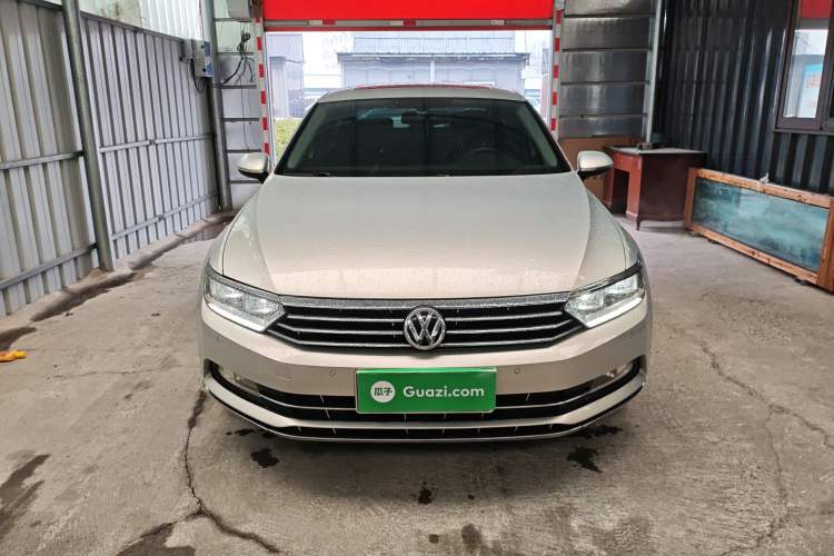 Used Volkswagen Magotan 2018 Facelift 330TSI DSG Luxury Model
