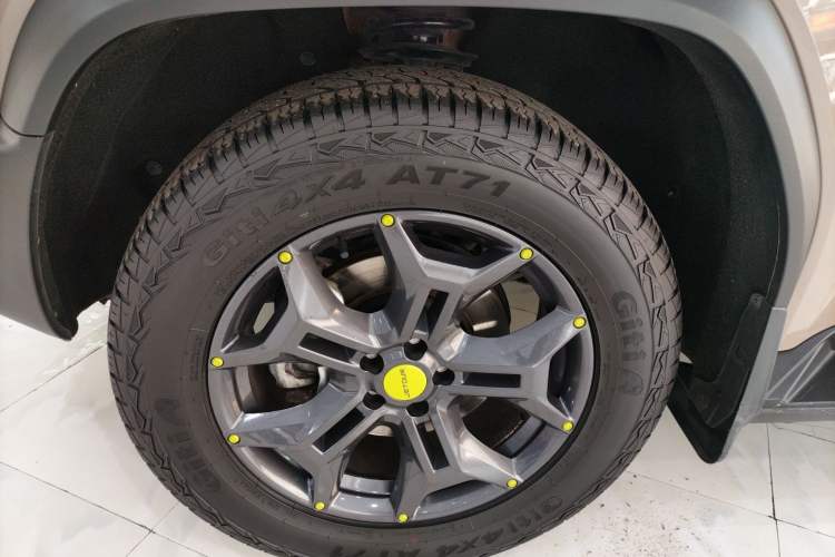 Used JETOUR Traveler 2023 2.0T All-Wheel Drive CrossPRO+