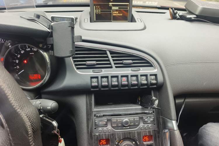 Used Peugeot 3008 2013 1.6THP Automatic Prestige Edition
