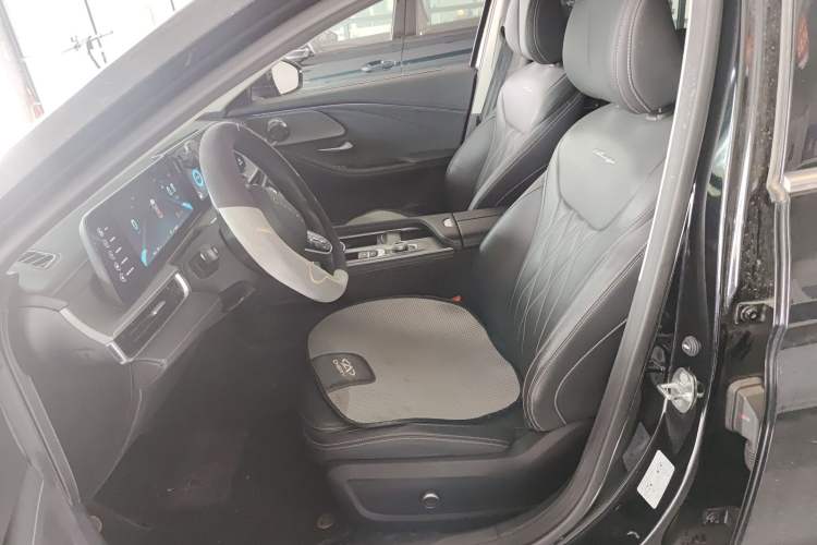 Used Chery Arrizo 8 2023 1.6T DCT Ya