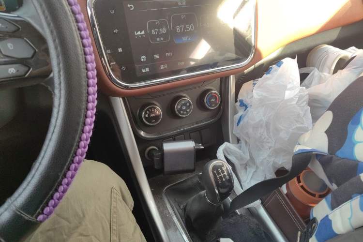 Used HYOSOW S3 2016 S3L 1.5L Manual Prestige Edition Gear Lever