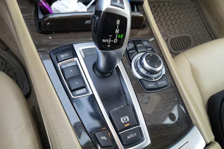 Used BMW 7 Series 2009 740Li Leading Model Gear Lever