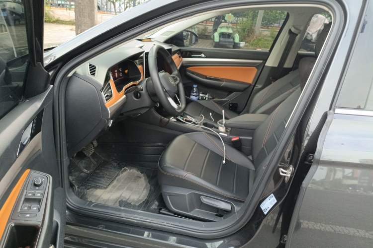 Used Volkswagen Bora 2023 200TSI DSG YueXing PRO Edition Driver Seat