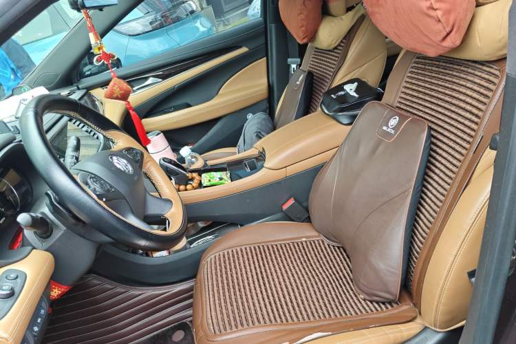 Used Buick LaCrosse 2018 28T Luxury Model Left Front Seat