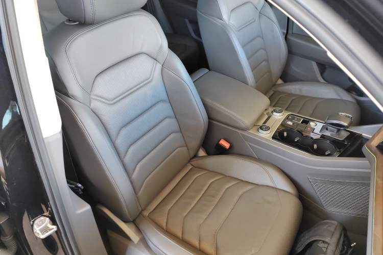 Used Volkswagen Touareg 2020 2.0 TSI RuiShang Edition China VI Standard
