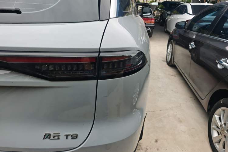 Used Chery Fengyun T9 2024 120 Long-Range Flagship Version 7 Seats Ternary Lithium