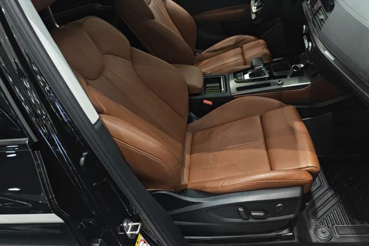 Used Audi Q5L 2022 40T Fashionable and Dynamic Model