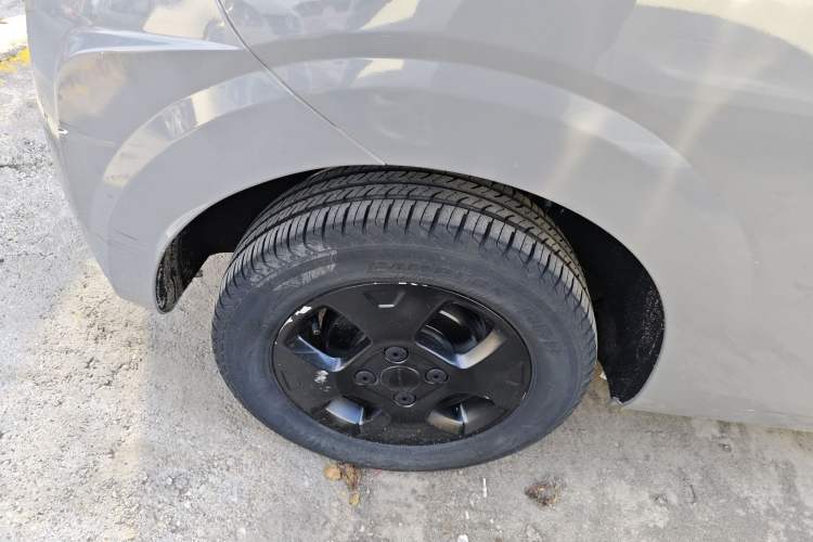 Used Roewe Clever 2021 302km Excellence Edition
