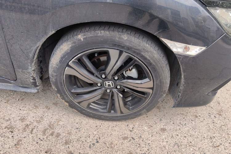 Used Honda Civic 2019 220TURBO CVT Dynamic Edition China VI Emission Standard Right Front Wheel Hub