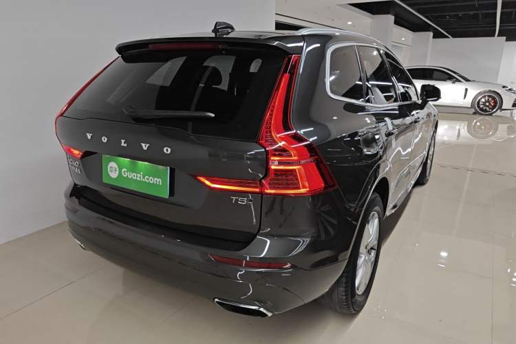 Used Volvo XC60 2019 T5 4x4 Smart Edition China VI Standard Rear Right 45 Deg