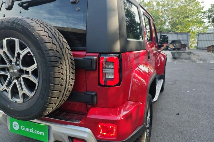 Used BAIC Off-Road BJ40 2023 2.0T Automatic Four-Wheel Drive Urban Hunter Edition Chivalrous Type