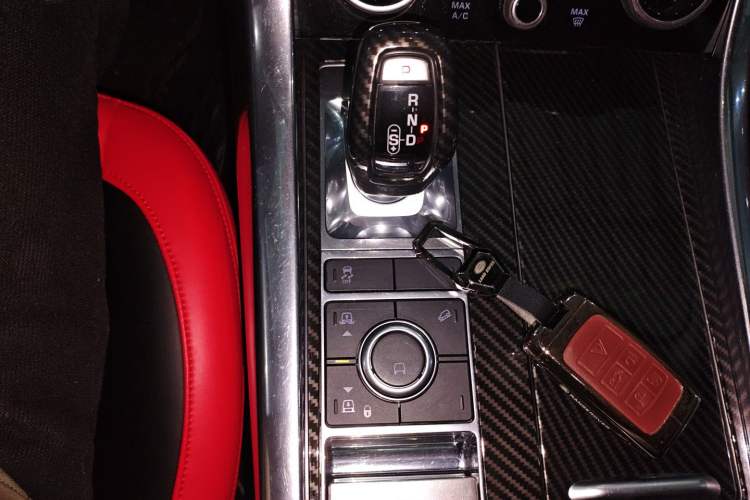 Used Land Rover Range Rover Sport 2020 3.0 L6 SE
