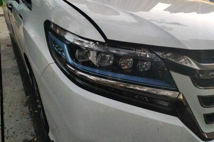 Used Honda Elysion 2019 2.0L Hybrid Luxury Edition
