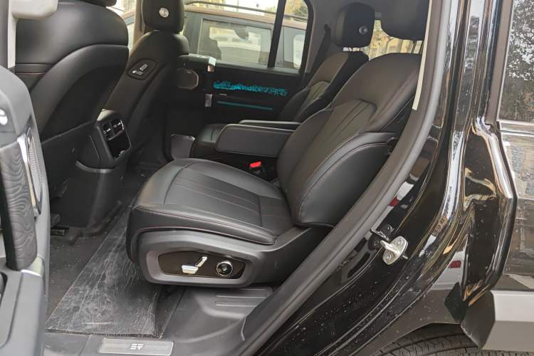 Used Jetour Zongheng G700 Trailblazer 2025 Model Xiangjing Edition 6-seater