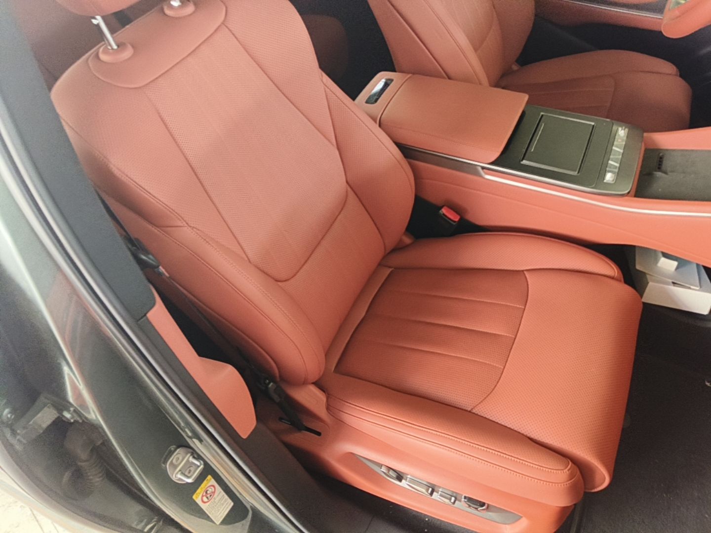 BYD Tang L 2025 DM 175KM Drone Player Edition — снимка 19