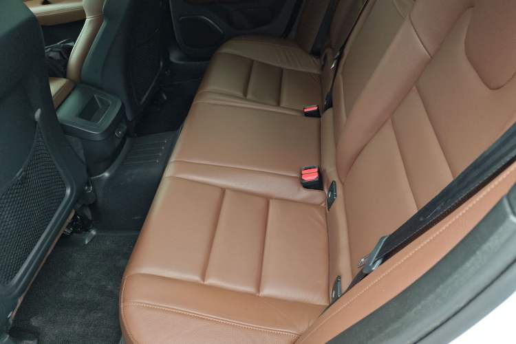 Used Volvo S60 2023 B4 Zhiyi Luxury Edition Left Rear Seat