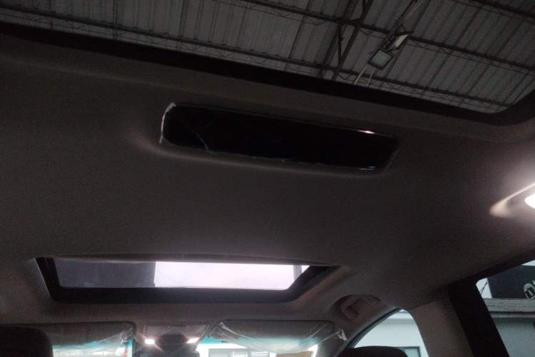 Used Honda Elysion 2024 2.0L eHEV Ultimate Edition