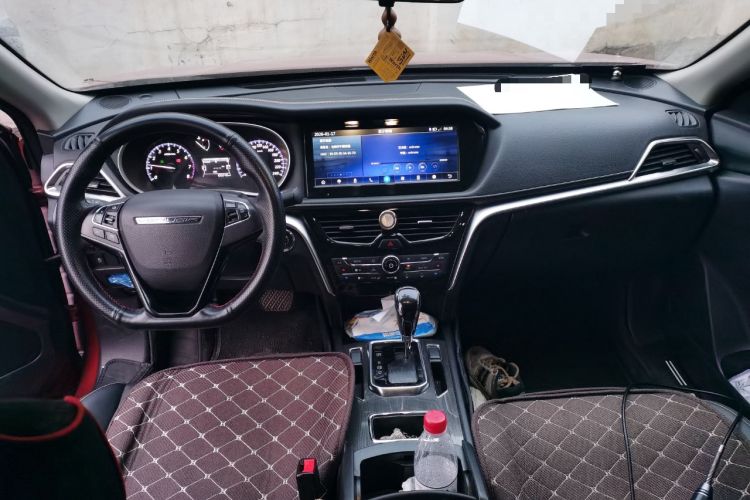 Used Venucia T90 2017 2.0L CVT Smart Edition
