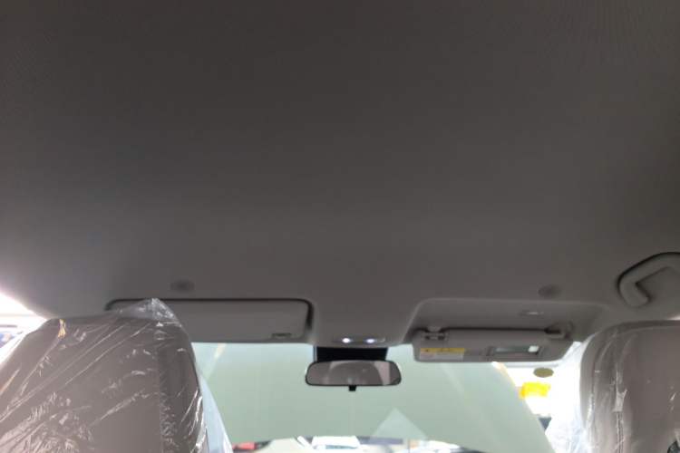 Used BYD Yuan UP 2025 Model 301KM Leading Version