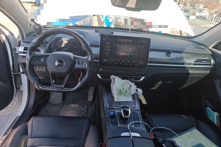 Used BYD Qin Pro New Energy 2018 EV500 Smart Connect Elite Model Center Console