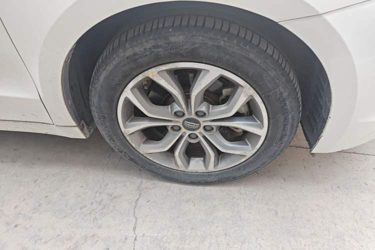 Used Geely Auto Emgrand GT 2016 2.4L Comfort Version