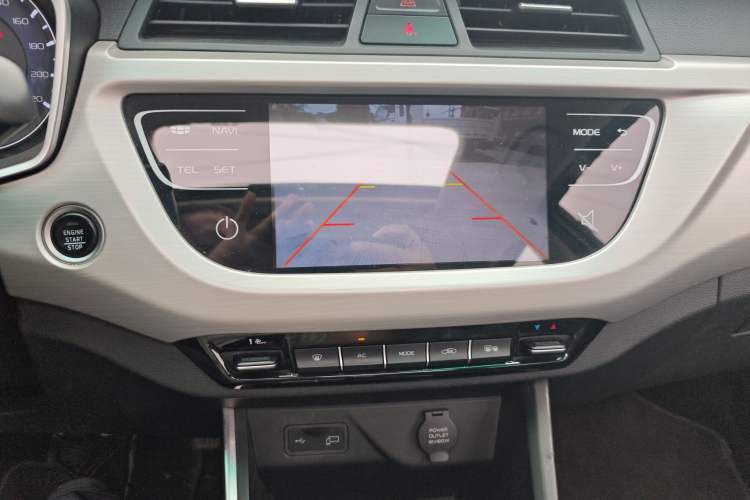 Used Geely Auto Vision X3 2019 Upgraded Model 1.5L CVT Prestige Version
