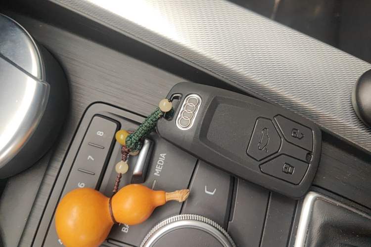 Used Audi A5 2017 Cabriolet 40 TFSI Fashion Model