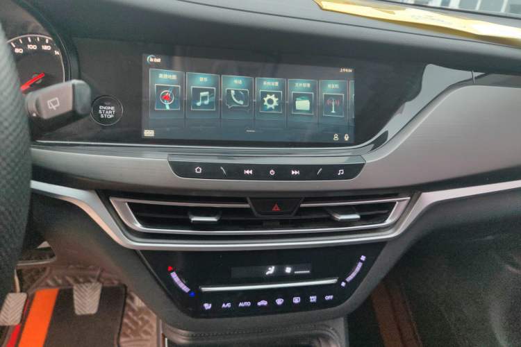 Used CHANGAN CS35PLUS 2022 1.6L Manual Luxury Edition
