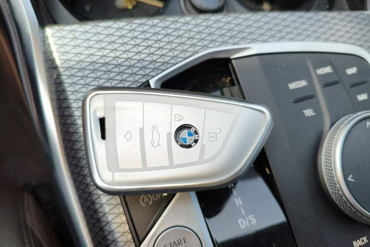 Used BMW 3 Series 2023 325Li M Sport Night Edition Package Vehicle Key