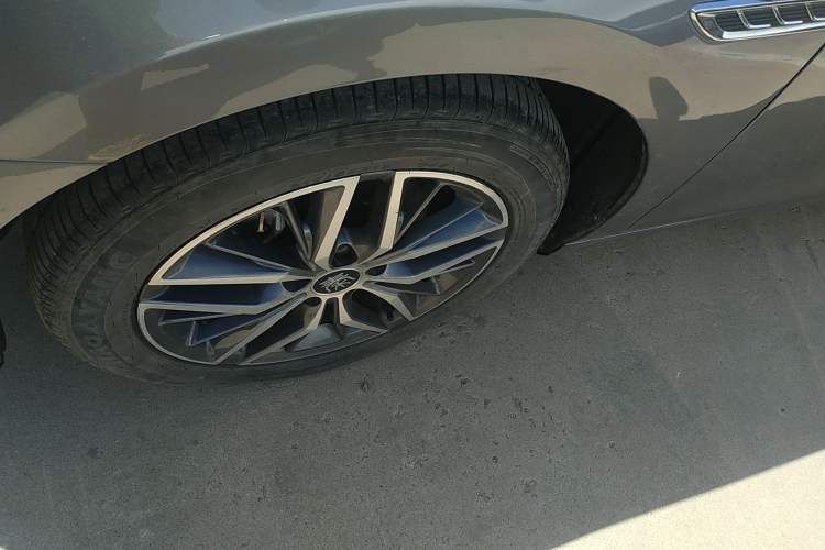 Used BYD Qin PLUS 2023 Champion Edition DM-i 120KM Leading Model
