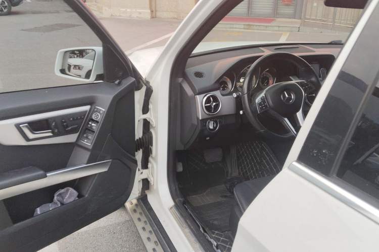 Used Mercedes-Benz GLK-Class 2014 GLK 200 Standard Model
