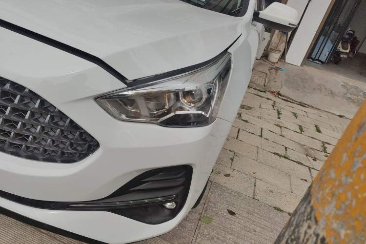 Used Haval M6 2019 1.5T Manual Two-Wheel Drive Elite Version China VI Standard