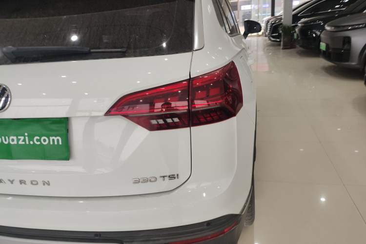 Used Volkswagen Tayron 2022 330TSI Two-Wheel Drive Luxury Smart Connectivity Version