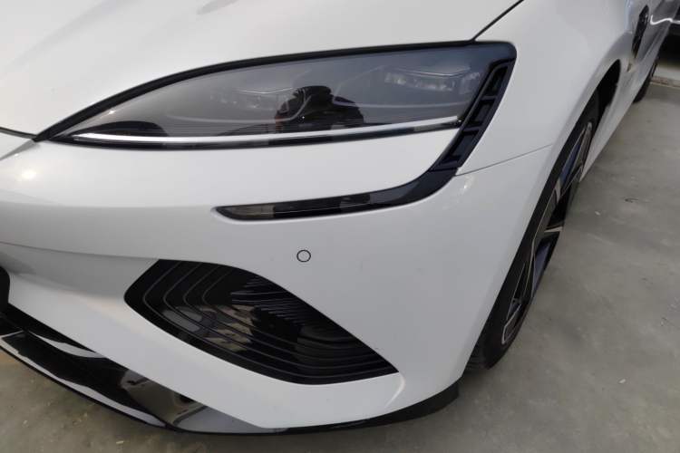 Used BYD Seal 2022 700 km Long-Range Rear-Wheel-Drive Version