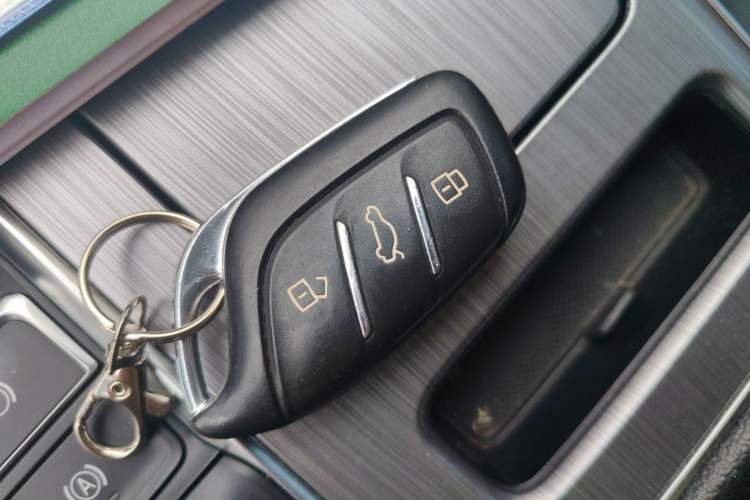 Used Roewe RX5 2020 PLUS 300TGI Automatic Ali National Trend Flagship Edition Vehicle Key