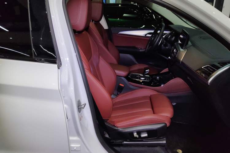 Used BMW X4 2022 xDrive 25i M Sport Package