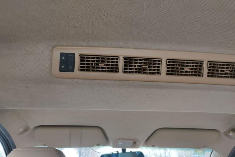 Used Wuling Hongguang 2014 1.2L S Comfort Model China IV