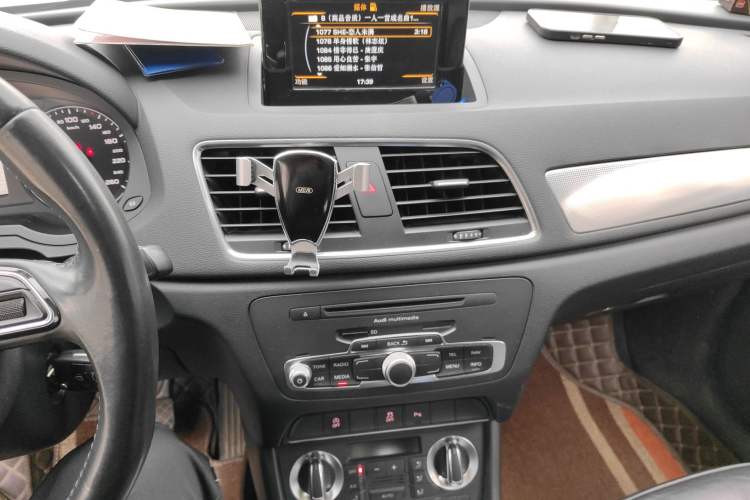 Used Audi Q3 2015 35 TFSI Comfort Model