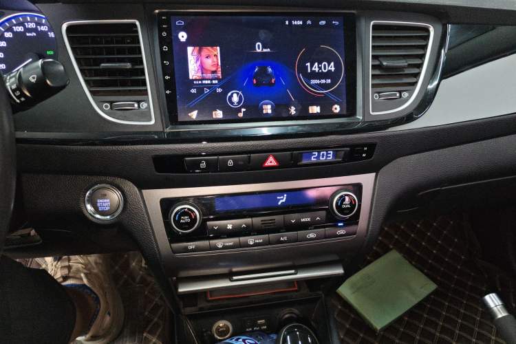 Used Hyundai Mistra 2014 1.8L Automatic Deluxe DLX Model Audio And AC Panel