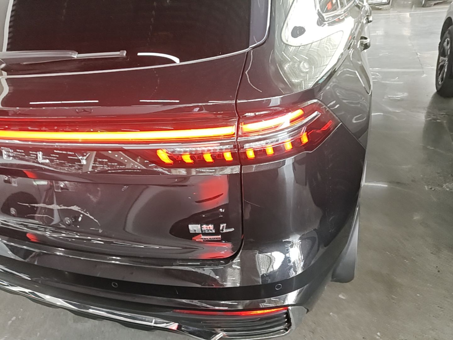 Geely Auto Monjaro L 2025 Dongfang Yao 2.0TD Automatic All-Wheel-Drive Wangyue Edition — снимка 9